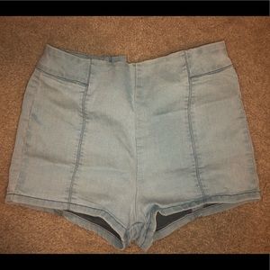 Sleek Lightwash High Waisted Festival Shorts